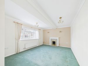 Lounge- click for photo gallery